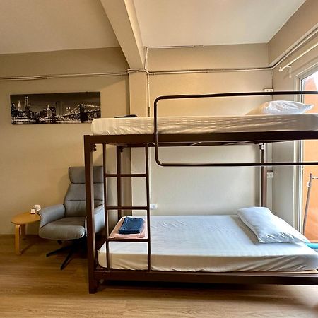 Films House Hostel 방샌 외부 사진