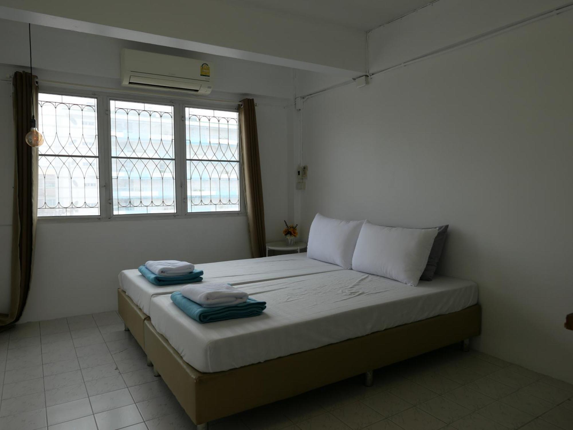 Films House Hostel 방샌 외부 사진