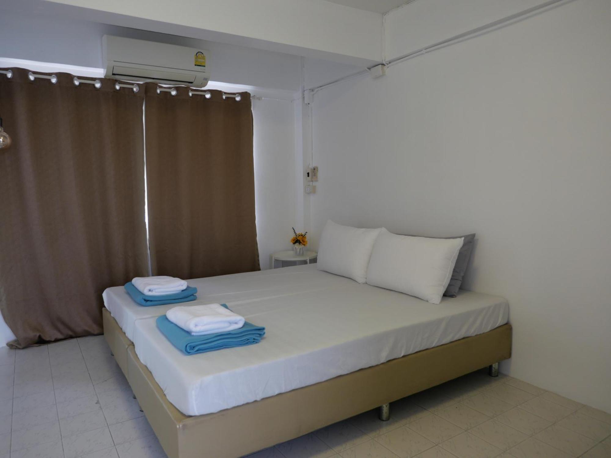 Films House Hostel 방샌 외부 사진