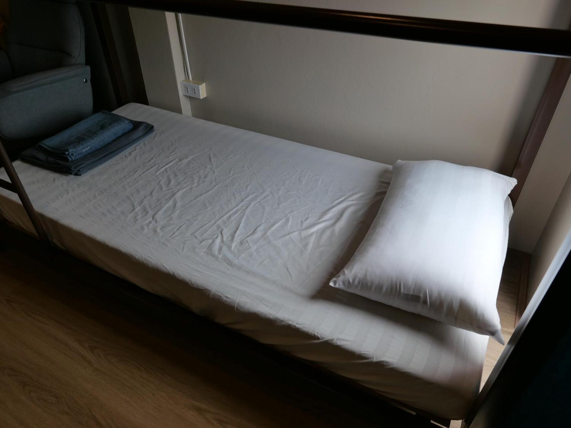 Films House Hostel 방샌 외부 사진