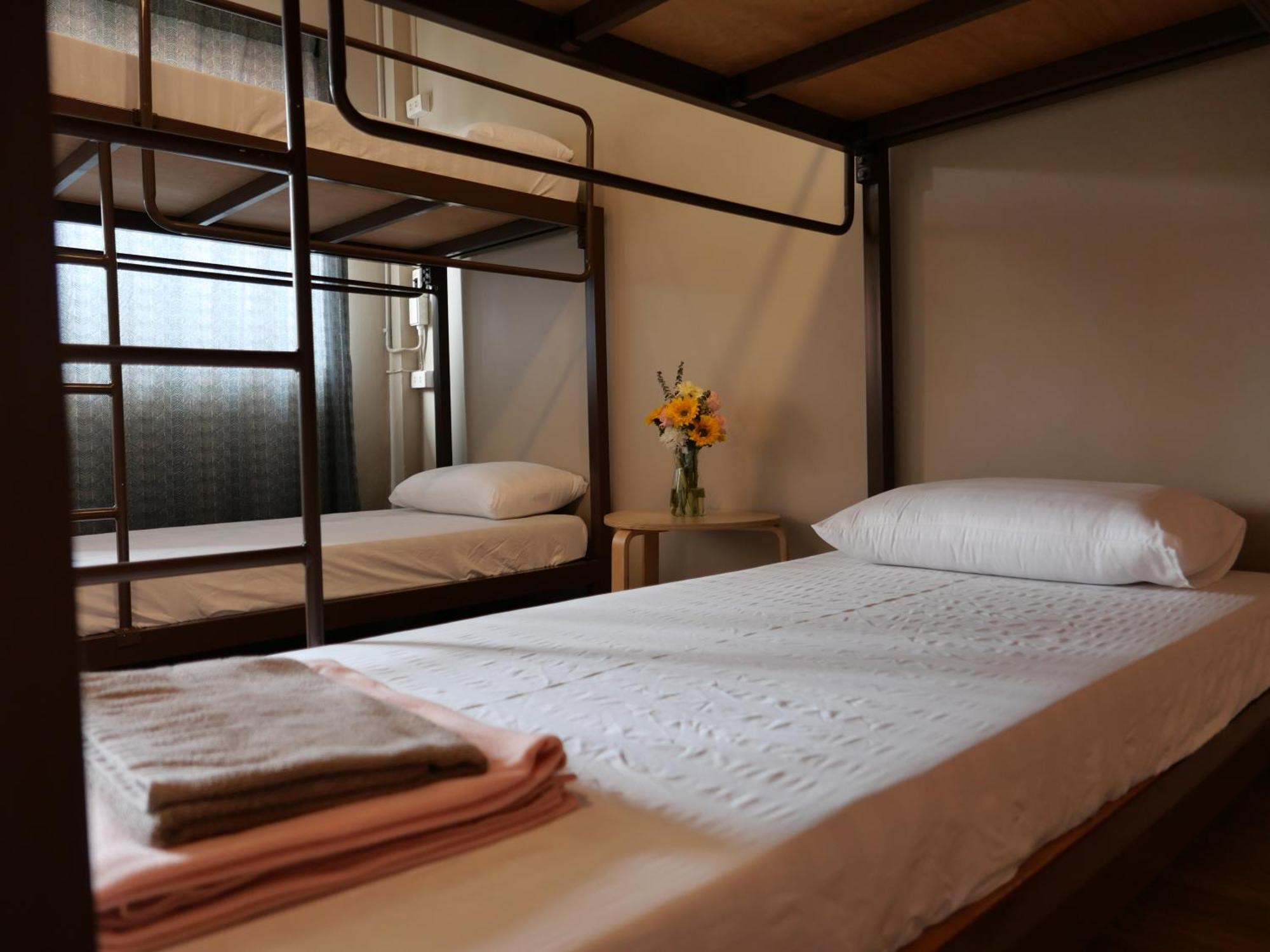 Films House Hostel 방샌 외부 사진