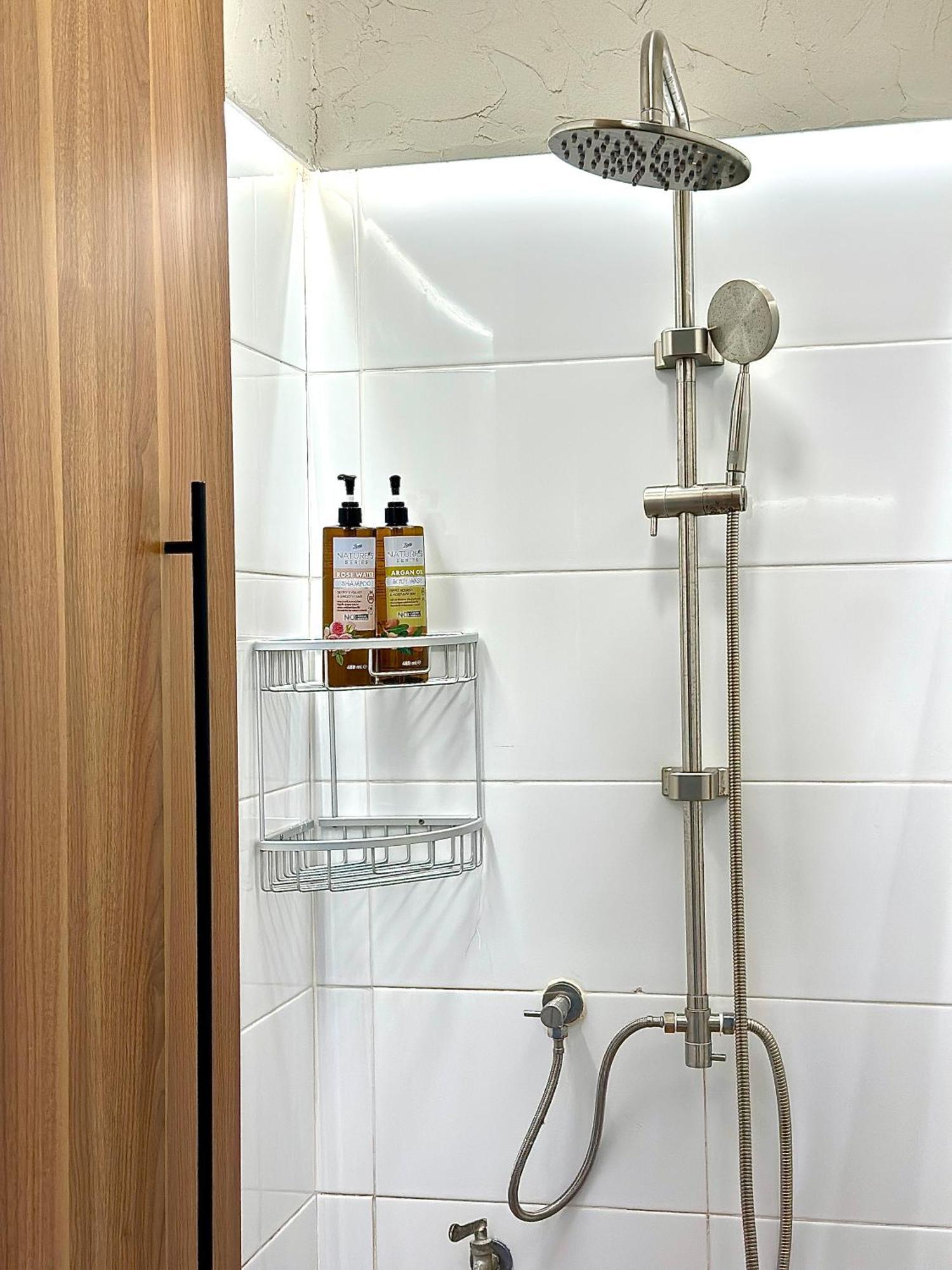 Films House Hostel 방샌 외부 사진