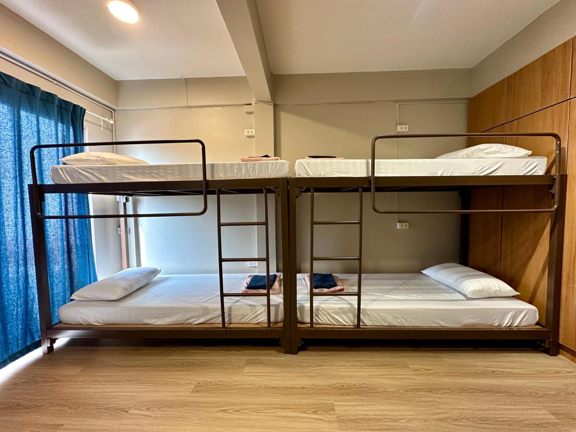 Films House Hostel 방샌 외부 사진